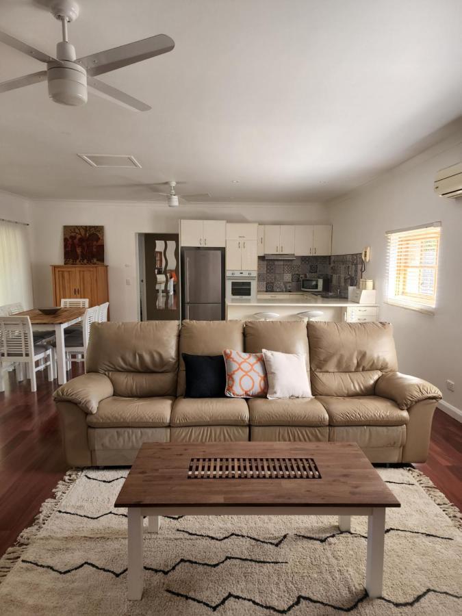Brom Cottage Mooloolah Exterior foto